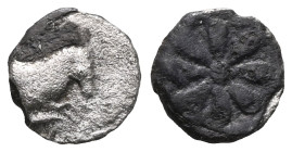 Kyme AR Obol, c. 350-250 BC Aeolis, Kyme. AR Obol , c. 350-250 BC. Obv. Forepart of horse to right. Rev. Floral pattern.
 Weight: 0,2 gr Diameter: 7,...