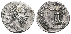 SEPTIMIUS SEVERUS. Denar. Belorbeerter Kopf r. Rs: Victoria l. mit Kranz und Palmzweig. C. 694. R.I.C. 120c.
 Weight: 2,5 gr Diameter: 15,2 mm
