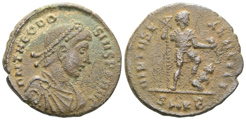 Theodosius II. 402-450 AD, Ae
 Weight: 5,6 gr Diameter: 23,3 mm