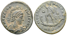Theodosius II. 402-450 AD, Ae
 Weight: 4,7 gr Diameter: 23,1 mm