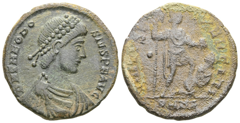 Theodosius II. 402-450 AD, Ae
 Weight: 5,2 gr Diameter: 22,8 mm