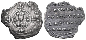 John I Zimisces, 969-976. Miliaresion (Silver), Constantinopolis. + IҺSЧS XRI-STЧS ҺICA ✷ Cross crosslet set upon globe above two steps; in central me...