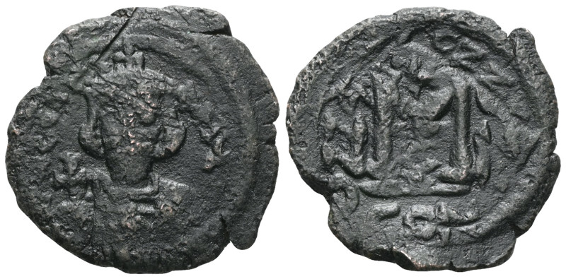 Byzantine Follis AE
 Weight: 4,5 gr Diameter: 24,1 mm
