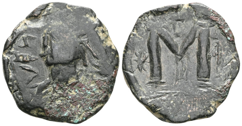 Byzantine anonymous follis AE.
 Weight: 11,1 gr Diameter: 26,4 mm