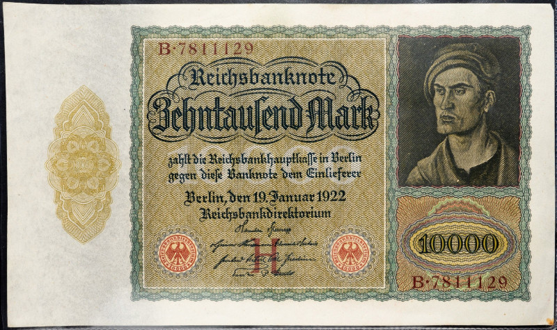 Germany, 10000 Mark 1922 Germany, 10000 Mark 1922; VF

Grade: VF