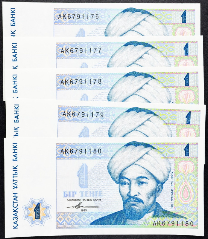 Kazakhstan, 1 Tenge 1993 Kazakhstan, 1 Tenge 1993, Lot of five banknotes; UNC
...