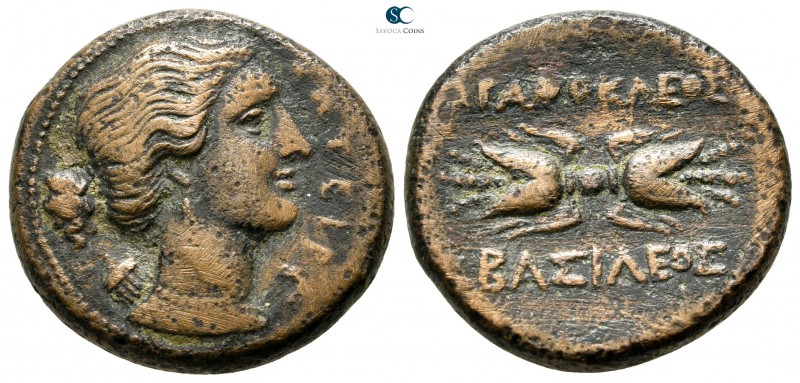 Sicily. Syracuse. Agathokles 317-289 BC. 
Litra Æ

22 mm., 9,34 g.



ver...