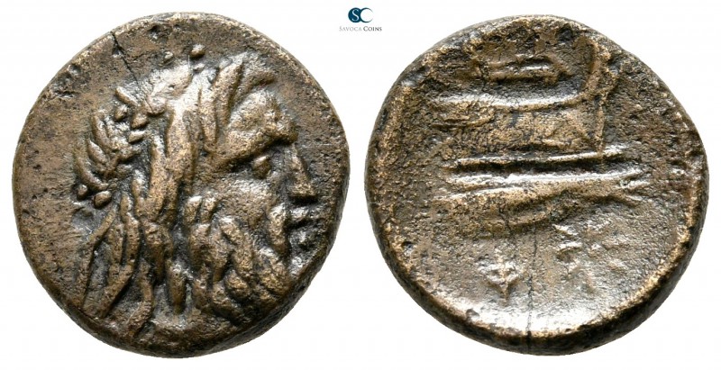 Kings of Macedon. Uncertain mint. Philip V 221-179 BC. 
Bronze Æ

15 mm., 2,8...