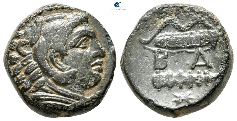 Kings of Macedon. Uncertain mint. Alexander III "the Great" 336-323 BC. 
Bronze...