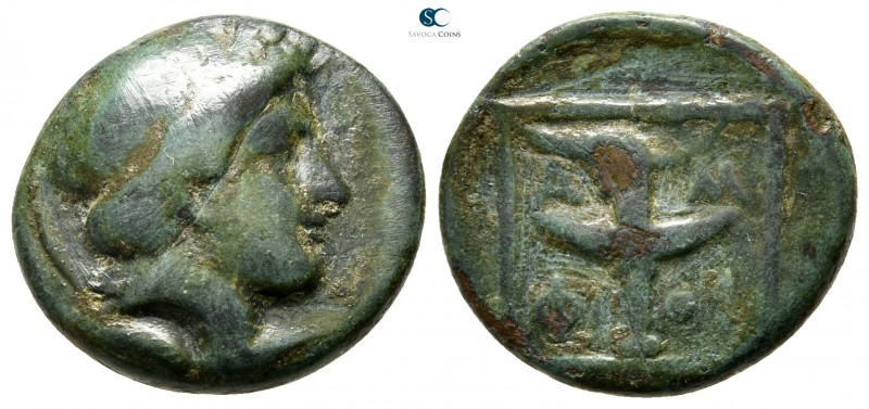 Macedon. Amphipolis circa 410-357 BC. 
Bronze Æ

18 mm., 4,74 g.



nearl...
