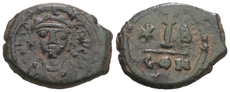 Phocas. (605-606 AD). Æ 10 Nummi. Constantinople. Obv: bust of Phocas facing. Re...