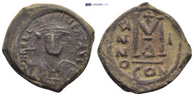 Heraclius. 610-641. Æ Follis (26mm, 10.36 g). Constantinople mint. Dated RY 1 (610/11). Crowned and cuirassed facing bust, holding globus cruciger and...
