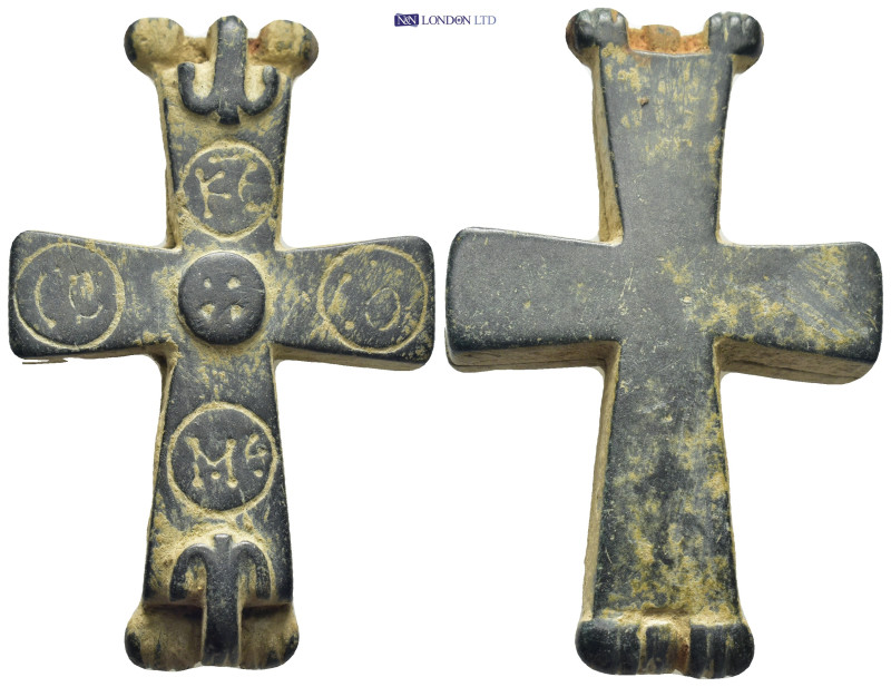 Cross pendant (42.8 Gr. 58mm.). SOLD AS SEEN, NO RETURN!