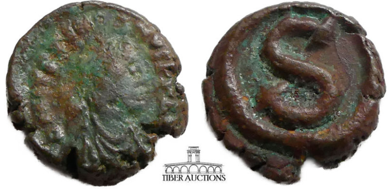 Justinian I. 527-565. Æ 6 Nummi. Alexandria mint. Diademed, draped, and cuirasse...