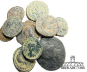 10 Roman bronze coins. 38 g.