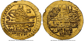 Mahmud II gold Zeri Mahbub AH 1223 Year 1 (1808/9) MS65 NGC, Qustantiniyah mint, KM607. 2.40g. HID09801242017 © 2024 Heritage Auctions | All Rights Re...