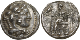ROYAUME DE MACEDOINE, Alexandre III le Grand (336-323), AR tétradrachme, 323-322 av. J.-C., Aké. D/ T. d'Héraclès à d., coiffé de la dépouille de lion...