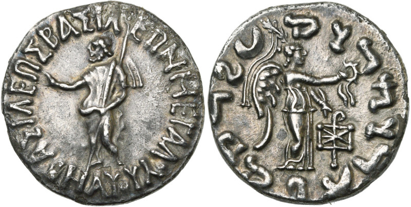 ROYAUME INDO-SCYTHE, Maues (90-57), AR tétradrachme, Taxila Sirkarp. D/ Zeus deb...