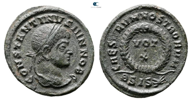 Constantine II, as Caesar AD 317-337. Siscia
Follis Æ

19 mm, 2,94 g



V...