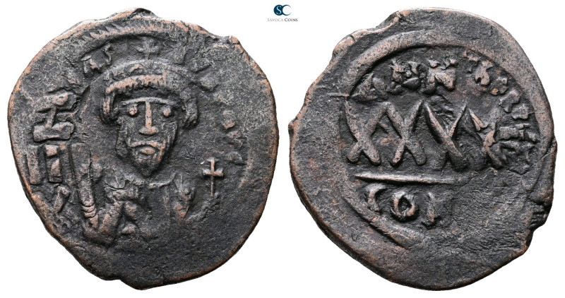 Phocas AD 602-610. Constantinople
Follis or 40 Nummi Æ

32 mm, 11,06 g


...