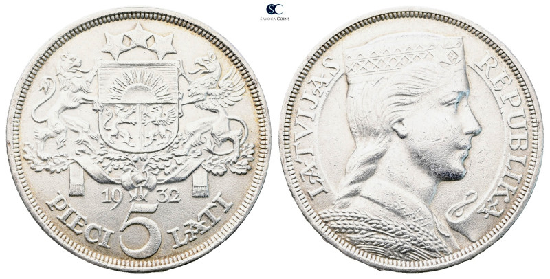 Latvia. . 
5 Lati 1932

 mm, 25 g



Good Very Fine