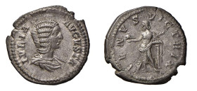 GIULIA DOMNA - Moglie di Settimio Severo (†217) DENARIO - D/Busto drappeggiato a d. IVLIA AVGVSTA R/Venere Vincitrice stante a sinistra, appoggiata a ...