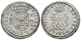 Philip V (1700-1746). 2 reales. 1708. Segovia. Y. (Cal-942). Ag. 5,72 g. Left palm above right palm. Cleaned. Scarce. Choice VF. Est...90,00. 

Span...