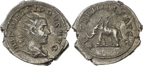 EMPIRE ROMAIN - ROMAN
Philippe Ier (244-249). Antoninien 248, Rome.
RIC.58 ; Argent - 4,04 g - 22 mm - 12 h
Le flan de forme irrégulière. Belle représ...