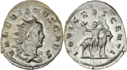 EMPIRE ROMAIN - ROMAN
Valérien II (256-258). Antoninien ND (256-258), Lyon.
RIC.3 ; Billon - 3,13 g - 23 mm - 12 h
De flan large, légèrement oblong. T...