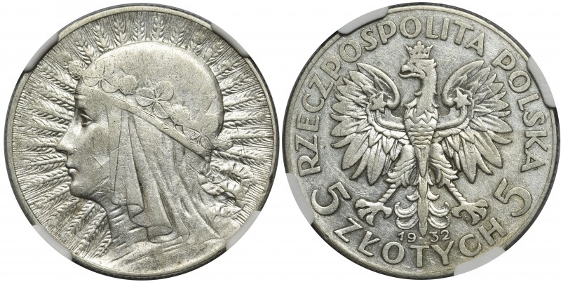 Głowa Kobiety 5 złotych 1932 Warszawa - NGC XF45 - rzadka

Przyzwoity egzempla...
