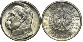 Piłsudski 2 złote 1936 - rzadka

Rzadka typologicznie moneta wybita w niskim nakładzie. 
Atrakcyjny, menniczy egzemplarz z pełnym lustrem. Trudna w...