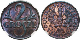 2 grosze 1925 - NGC MS64 BN

Menniczy egzemplarz z wyraźnym połyskiem. Kolor brązowy z dużą ilością przebijającej czerwieni. 
Poland
POLISH COINS ...