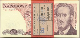 Paczka bankowa 100 złotych 1988 -TH- 100 sztuk

Oryginalna, pełna paczka z banderolą. Wszystkie banknoty w emisyjnych stanach zachowania. 

POLAND...