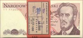 Paczka bankowa 100 złotych 1988 -TT- 100 sztuk

Oryginalna, pełna paczka z banderolą. Wszystkie banknoty w emisyjnych stanach zachowania. 

POLAND...