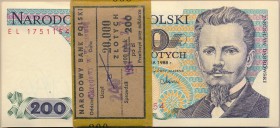 Paczka bankowa 200 złotych 1988 -EL- 100 sztuk

Oryginalna, pełna paczka z banderolą. Oprócz kilku górnych egzemplarzy, reszta w emisyjnym stanie za...