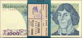 Paczka bankowa 1.000 złotych 1982 -HL- 100 sztuk

Oryginalna, pełna paczka z banderolą. Wszystkie banknoty w emisyjnych stanach zachowania.

POLAN...