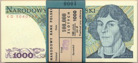 Paczka bankowa 1.000 złotych 1982 -KD- 100 sztuk

Oryginalna, pełna paczka z banderolą. Wszystkie banknoty w emisyjnych stanach zachowania.

POLAN...