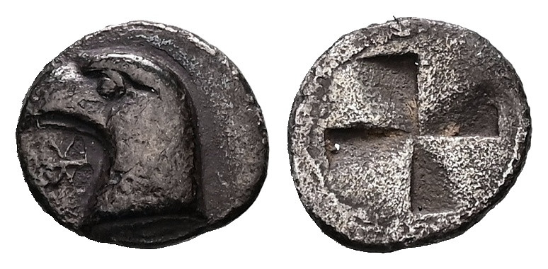 Aeolis, Kyme. AR, Hemiobol. 0.35 g. - 8.30 mm. Circa 450-400 BC.
Obv.: Eagle's h...