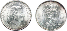 Netherlands Kingdom 1963 2½ Gulden - Juliana Silver (.720) Utrecht Mint (4000000) 15.03g UNC KM 185 Schön 69