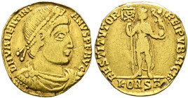 Kaiserzeit. Valentinianus I. 364-375 

Solidus 364/367 -Arelate-. D N VALENTINIANVS P F AVG. Drapierte und gepanzerte Büste mit Perldiadem nach rech...