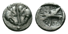 LESBOS. Unattributed early mint. Circa 500-450 BC. Confronted heads of two boars. Rev. Quadripartite incuse square,

Weight: 0.58 gr.
Diameter: 8.3...