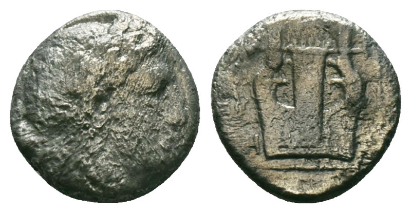 Greek Coins, 4th - 1st century B.C. AE

Reference :
Condition: Very Fine



Weig...