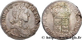LOUIS XIV "THE SUN KING"
Type : Écu de Béarn, portrait à la mèche longue 
Date : 1662 
Mint name / Town : Pau 
Metal : silver 
Millesimal fineness : 9...