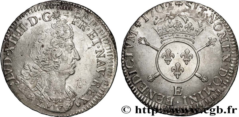 LOUIS XIV "THE SUN KING"
Type : Quart d'écu aux insignes 
Date : 1702 
Mint name...