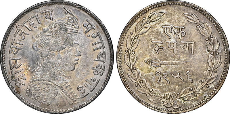 BARODA: Sayaji Rao III, 1875-1938, AR rupee, VS1956, Y-36a, environmental damage...