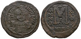 Ancient Byzantine Coins - Justinian I - Large M Follis
527-565 AD. Nicomedia mint, year 15. Obv: D N IVSTINIANVS PP AVG legend with halemted and cuir...