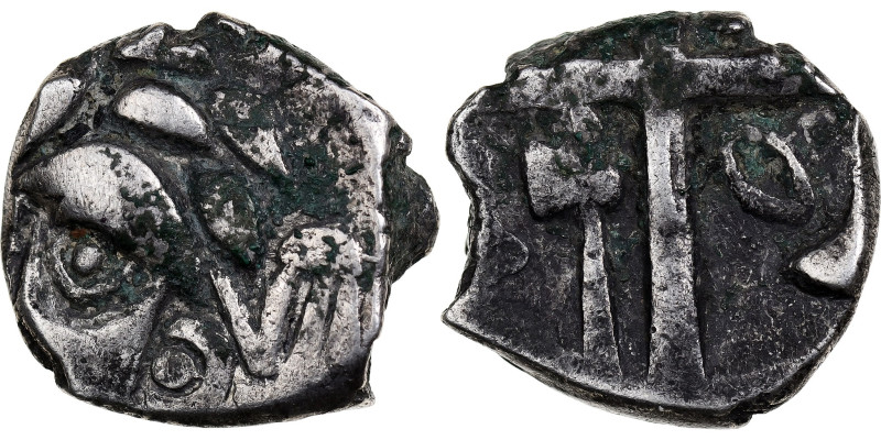 Volcae Tectosages, Drachme "à la tête cubiste", 1st century BC, Silver
Stylised...