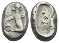 PERSIA. Achaemenid Kings. Time of Darios I to Xerxes II, 485-420 BC. Siglo (Silver, 12.35 mm, 5.43 g) Sardes. The Great King or hero wearing kidaris, ...