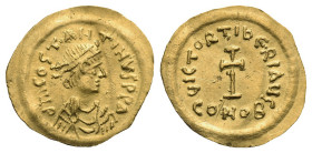Tiberius II Constantinus, 578-582. Tremissis (Gold, 17.91 mm, 1.48 g) Constantinopolis. δ m COSTAN TINV S P P AC Diademed, draped and cuirassed bust o...