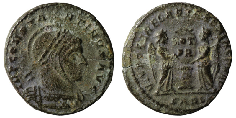 Constantinus I. (307-337 AD). Follis. Arles. Obv: CONSTANTINVS AVG. helmeted bus...